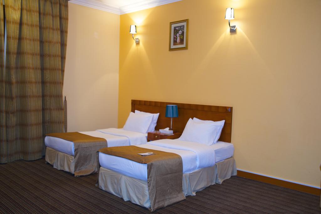 Al Massa Plus Hotel El-Ajn Kültér fotó